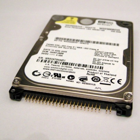 Harddisk Fiziksel Kurulumu: Doğru Montaj ve Titreşim İzolasyonu Nasıl Yapılır?