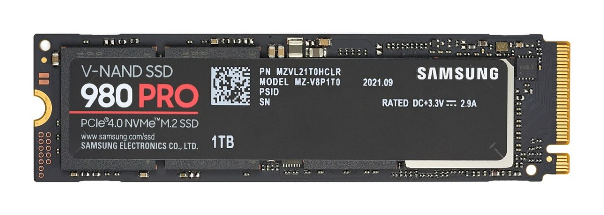 Üstten görünen M.2 NVMe SSD kartı